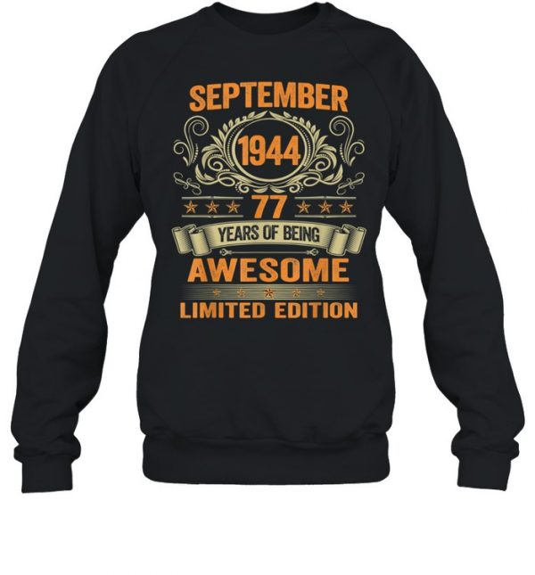 77 Years Old September 1944 Retro Awesome 77th Birthday  Unisex Sweatshirt