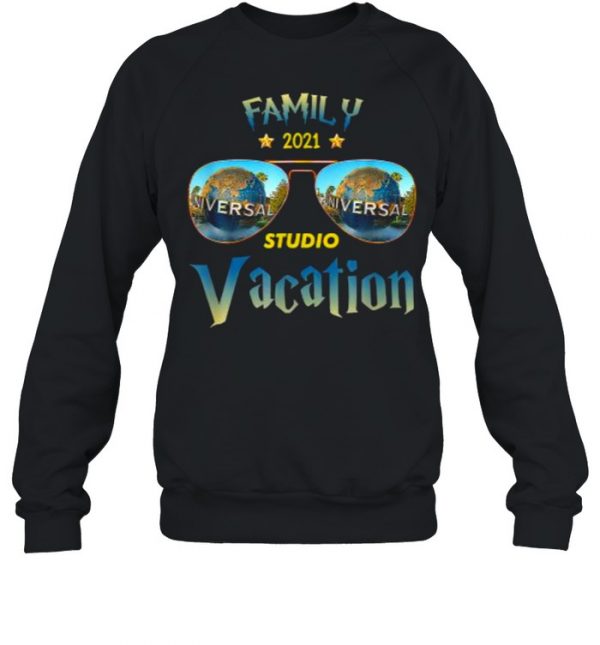 Family 2021 Univeral Studio vacation T-Shirt Unisex Sweatshirt