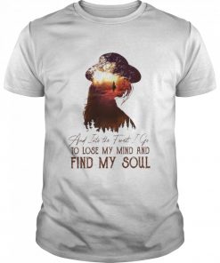 And into the forest I go to lose my mind and find my soul  Classic Men's T-shirt